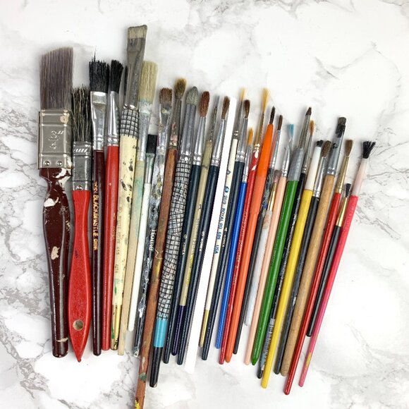 Bundle of Used Brushes (READ DESCRIPTION) - Picture 1 of 3